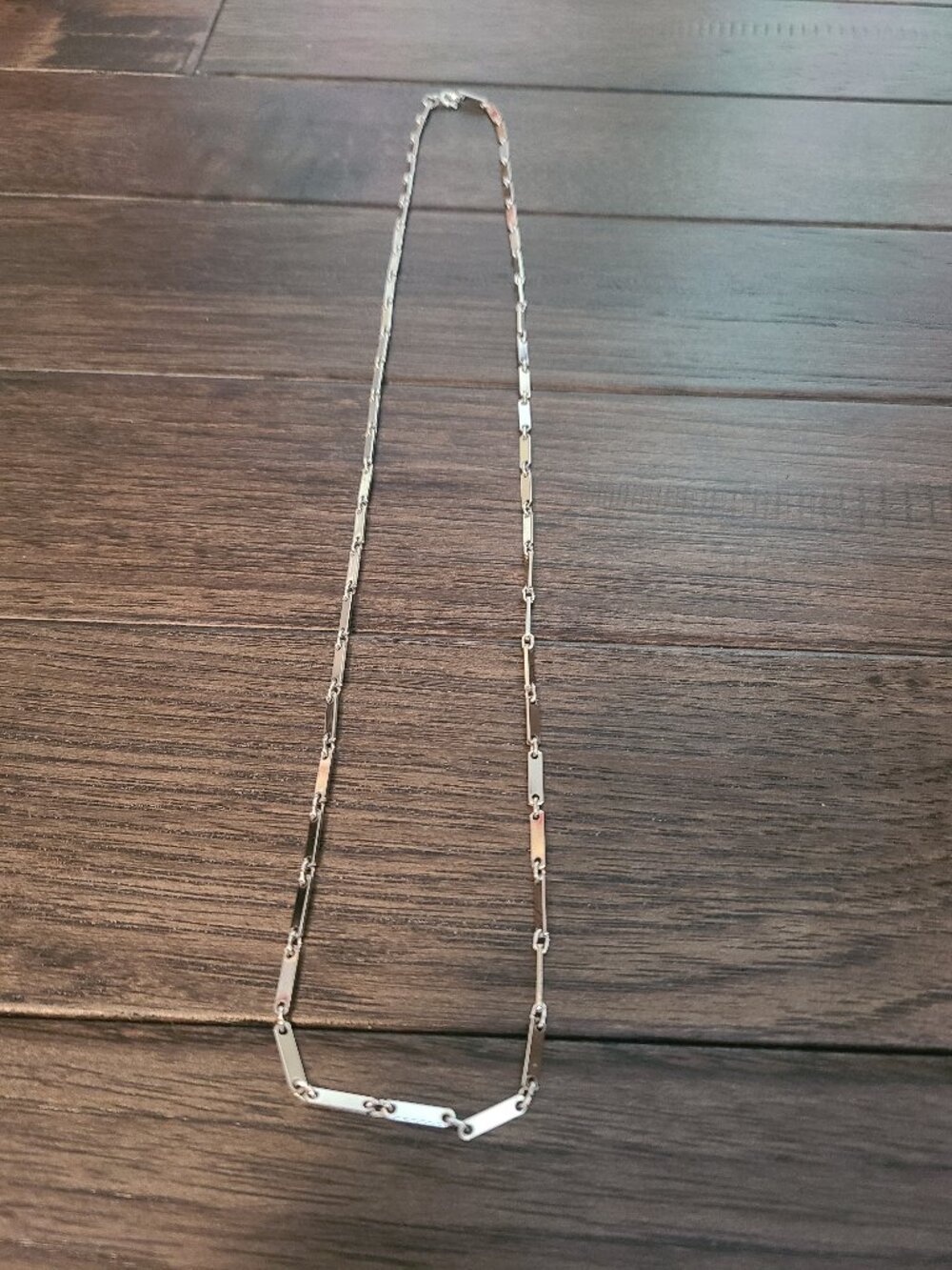 Vintage 1970s chain with unique links